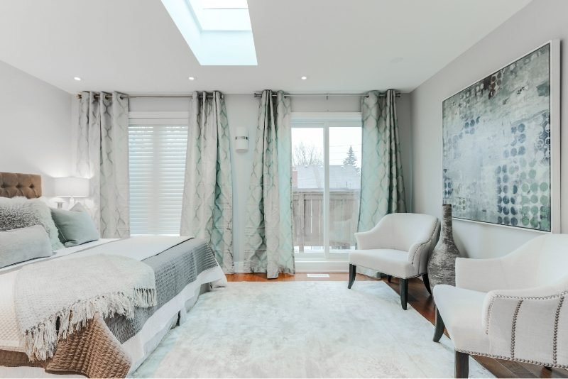 sidekix-media-1287922-unsplash-2